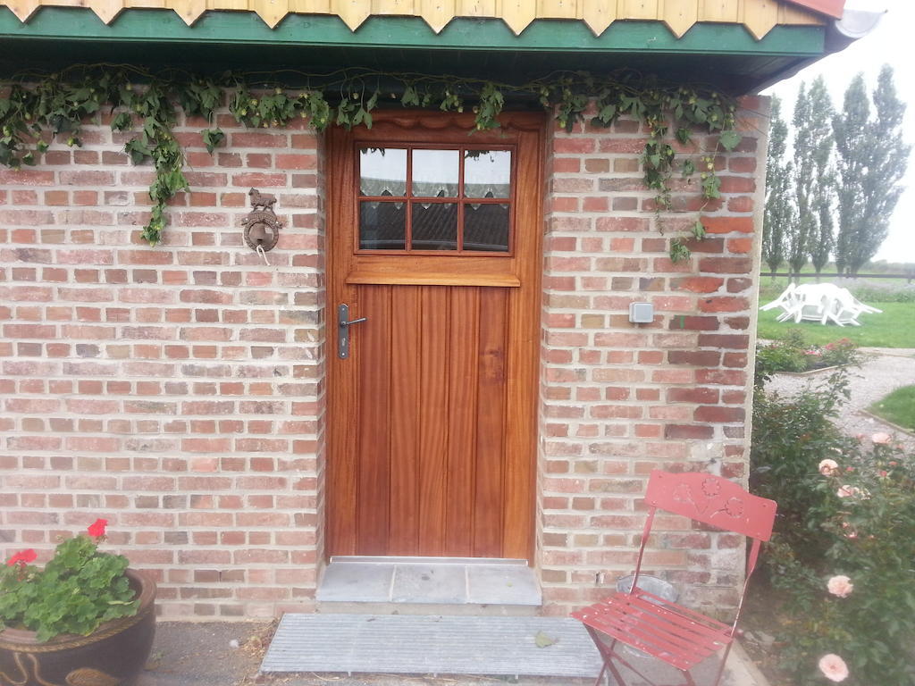Gite De La Ferme Des Crins Blancs Hazebrouck Quarto foto